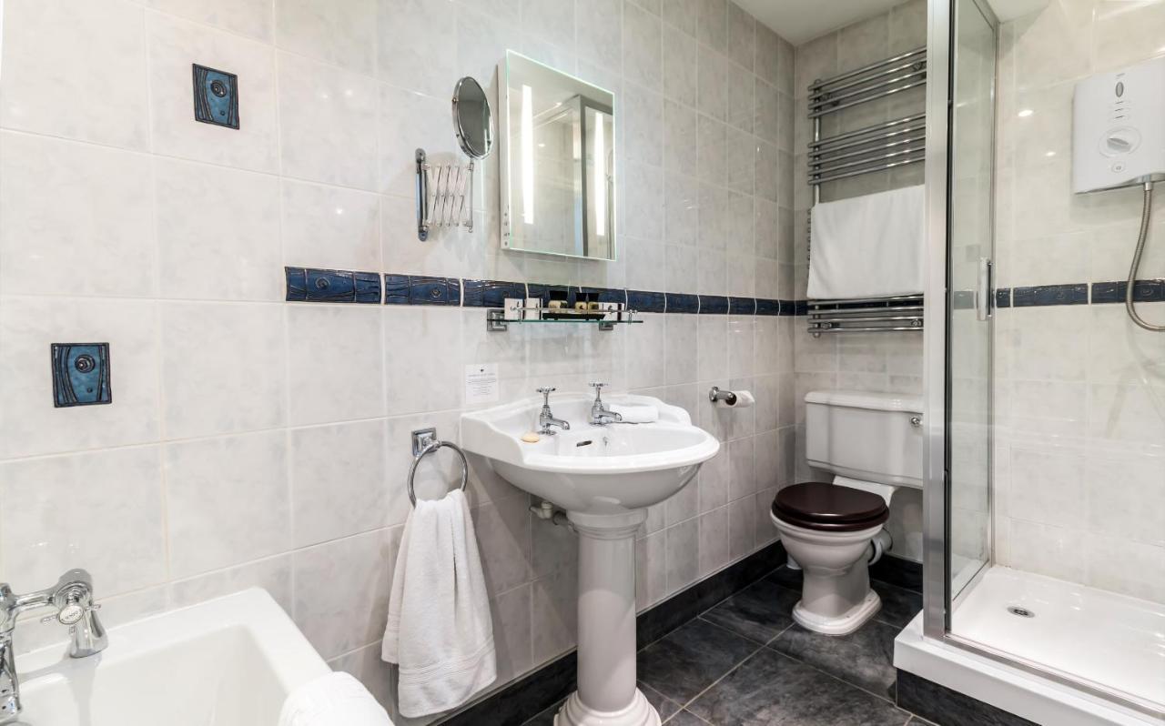 The Crown Inn Петербург Номер фото