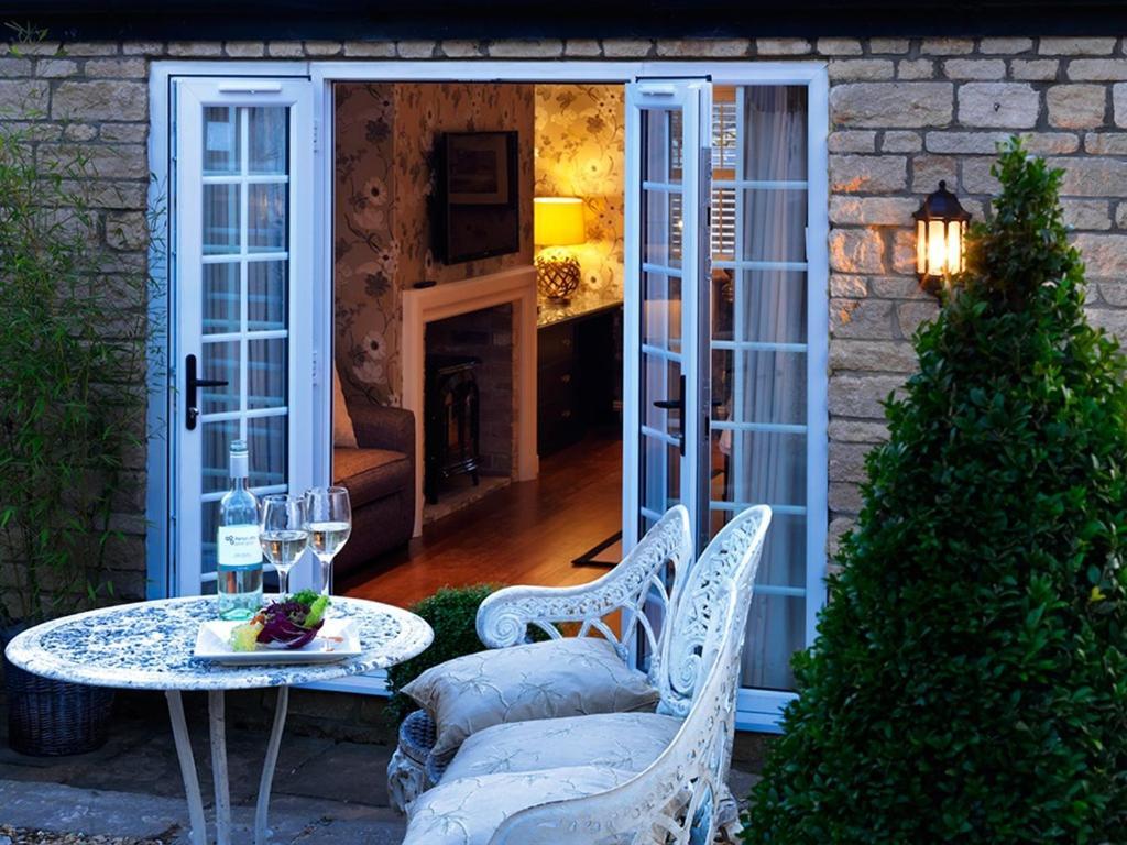 The Crown Inn Петербург Номер фото